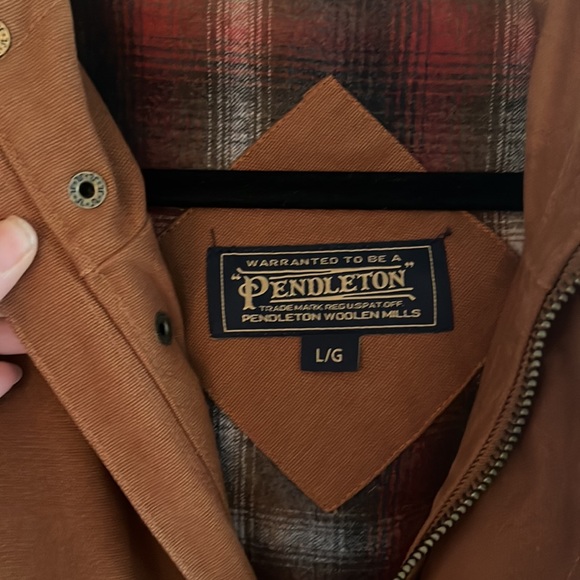 Men’s Pendleton jacket. Basically brand new! - Picture 2 of 4